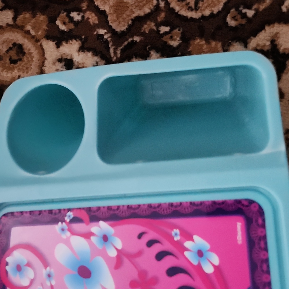 Disney Frozen Themed Kids Activity Tray - Blue & Pink - Picture 3 of 8